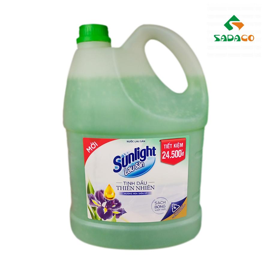 FCSLNEI3800B Sunlight Natural Essential Oil Iris Toilet Cleaner 3.8kg Bottle (1) - retouch