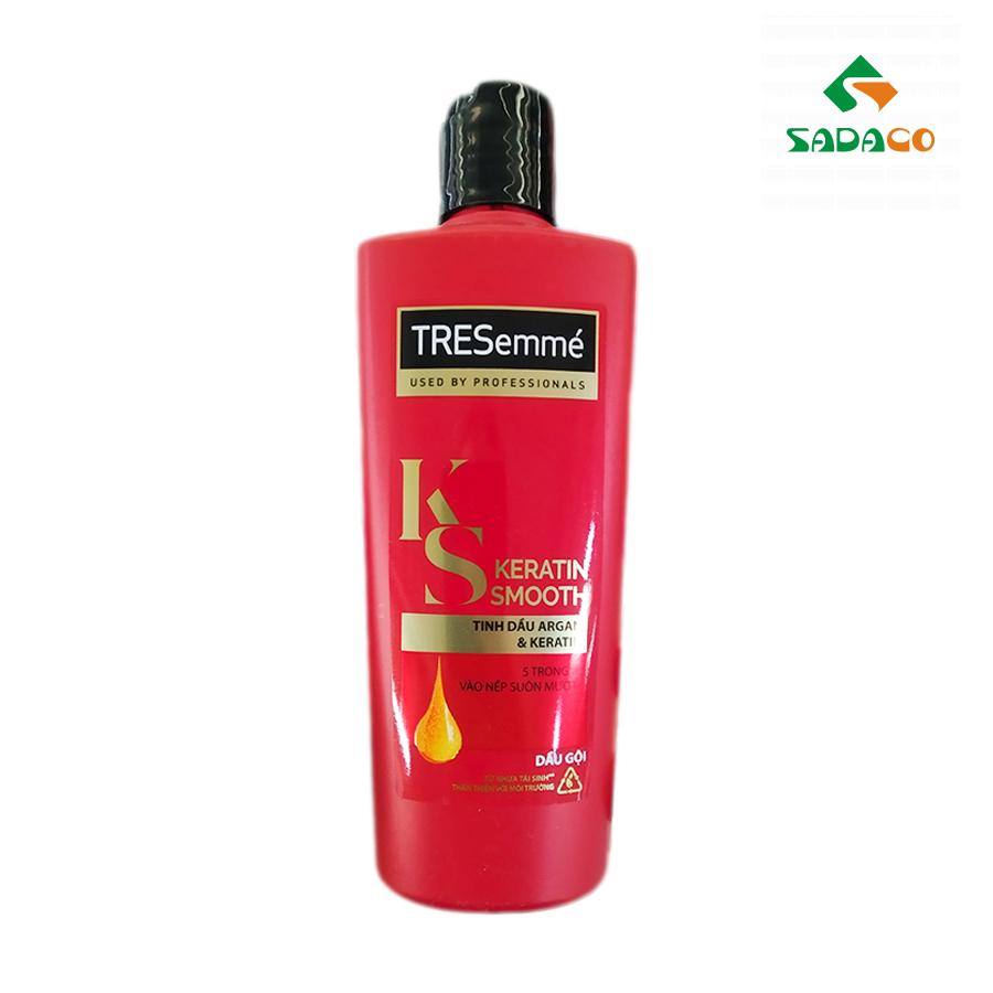 HSTRKES0340B TRESemmé Keratin Smooth Hair Shampoo 340g Bottle (1) - retouch
